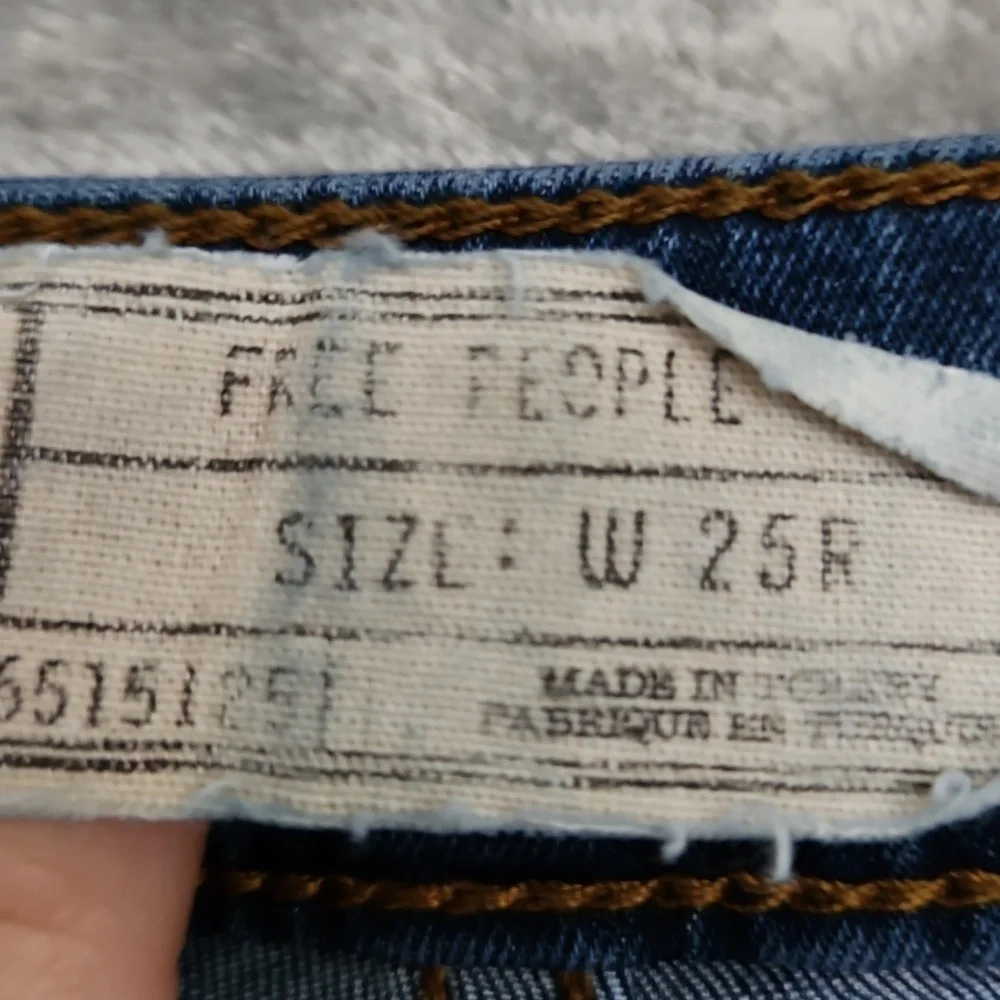 FREE PEOPLE high waisted 70s flare jeans size 25R - Picture 8 of 8